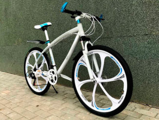 велосипед с литыми дисками